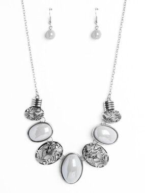 PATTERNED PAISLEY - SILVER GRAY OVAL BEADED NECKLACE & EARRINGS SET